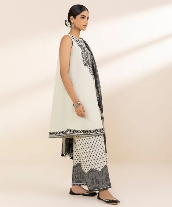 Fashion Sapphire 3 Piece - Embroidered Lawn Suit