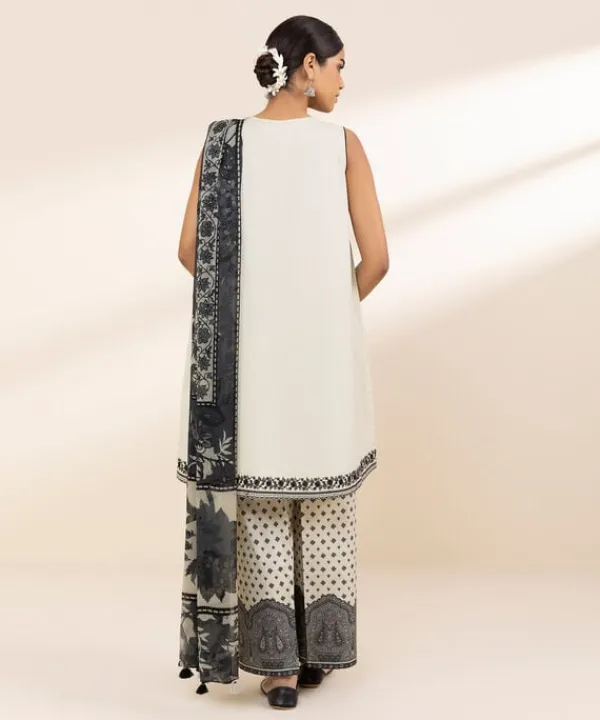 Fashion Sapphire 3 Piece - Embroidered Lawn Suit