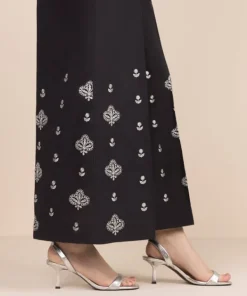 New Sapphire Embroidered Cambric Flared Pants Black