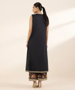 Fashion Sapphire Embroidered Cotton Satin Shirt Black