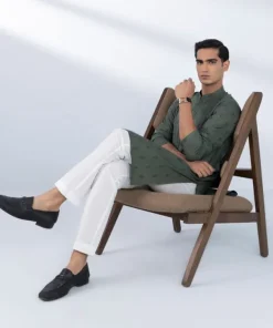 Sale Sapphire Schiffli Embroidered Cotton Kurta - Slim Fit Green