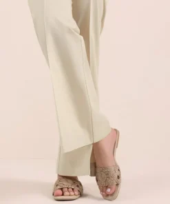 New Sapphire Solid Cambric Boot-Cut Pants Off White