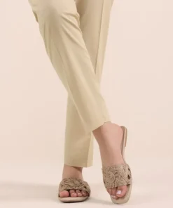 Hot Sapphire Solid Cambric Cigarette Pants Beige